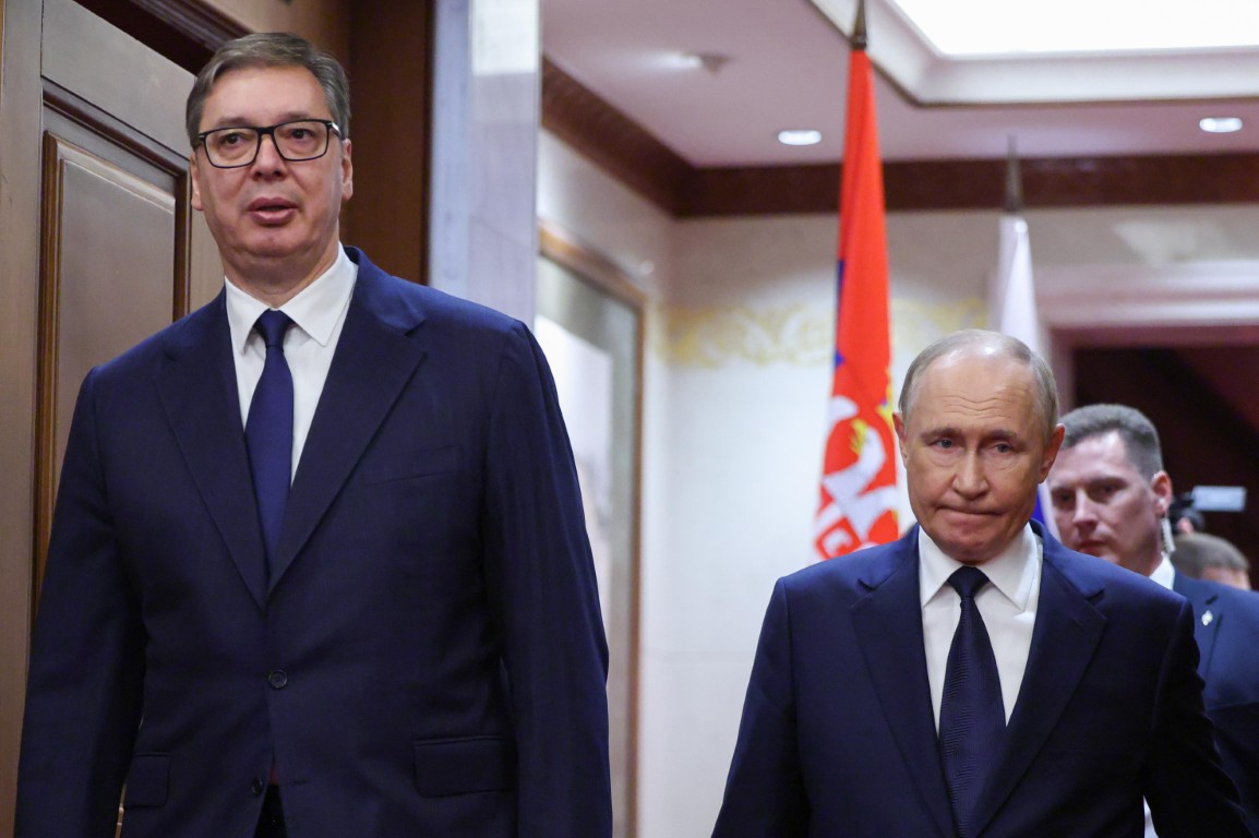 Путин към Вучич: Готови сме за съвместна работа