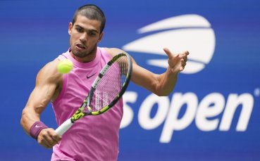 Алкарас се класира за 1/2-финалите на US Open
