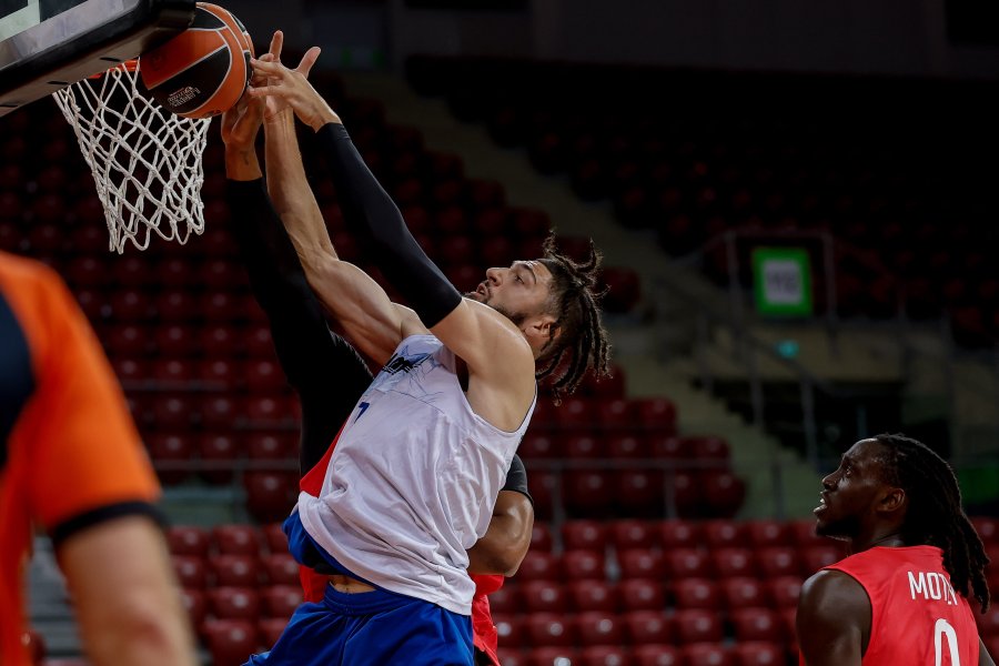 Рилски спортист Апоел Тел Авив1