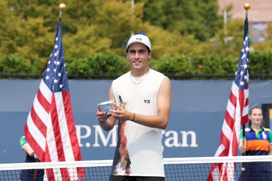 Иван Иванов vs Александър Василев1