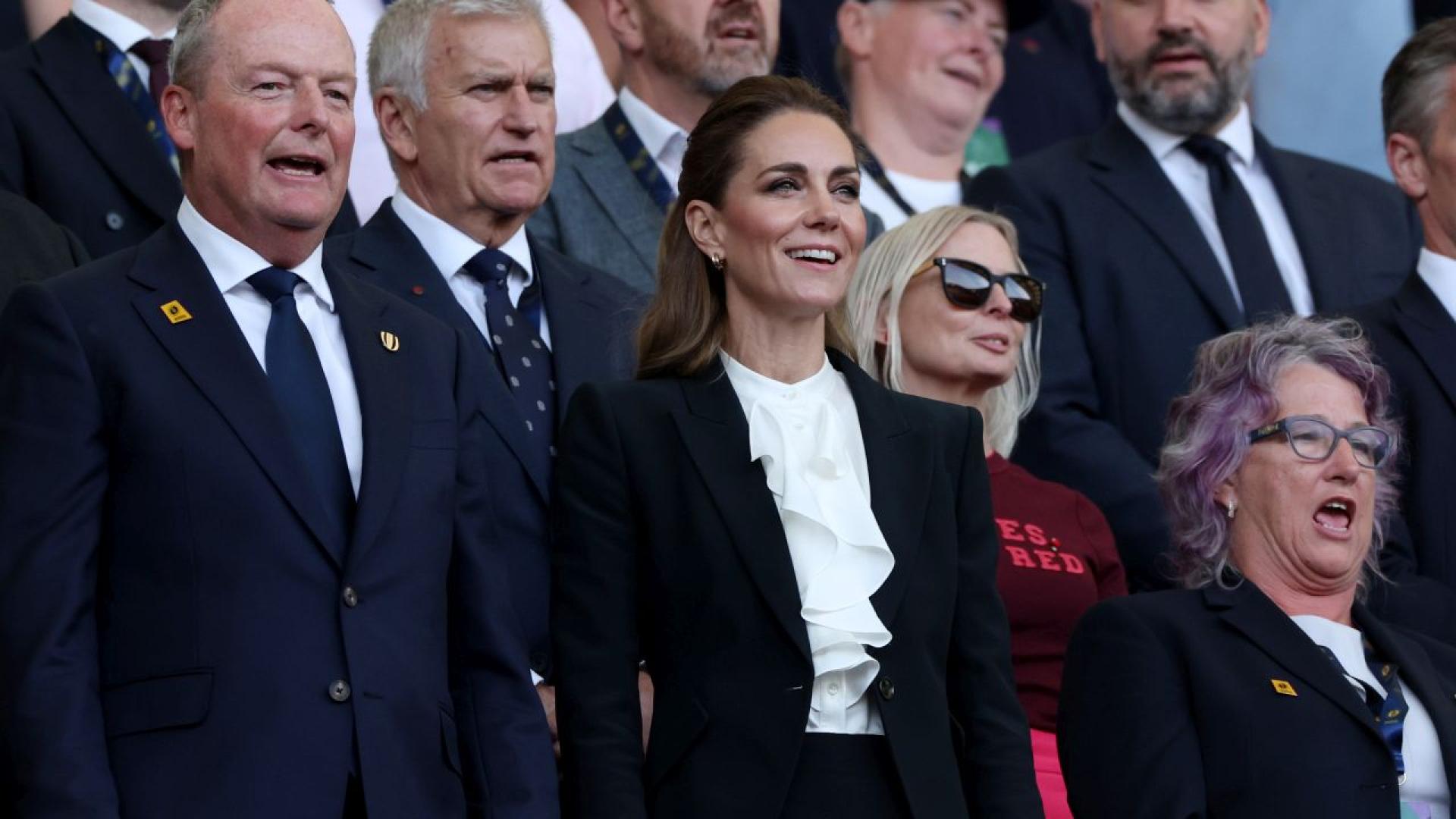 Само няколко дни след като показа драматична промяна в русо