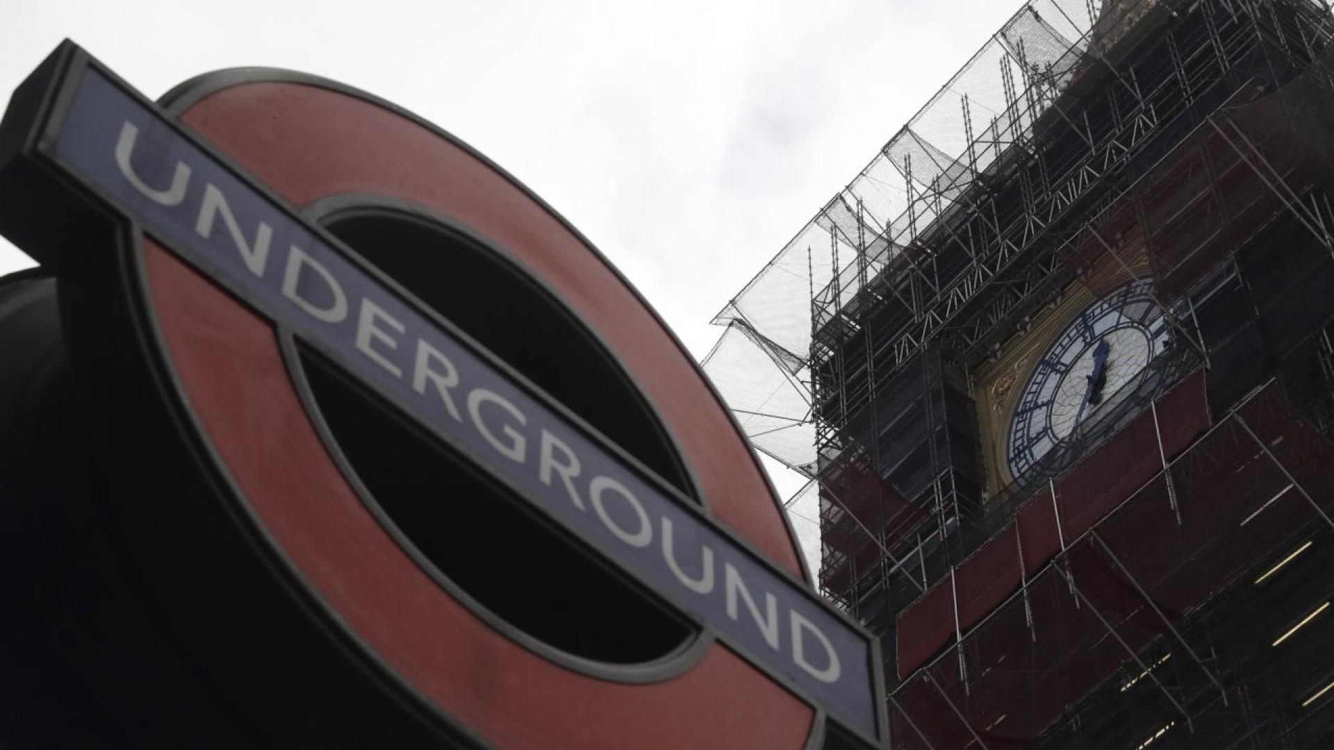 Служителите на метрото в Лондон започват днес серия от стачни