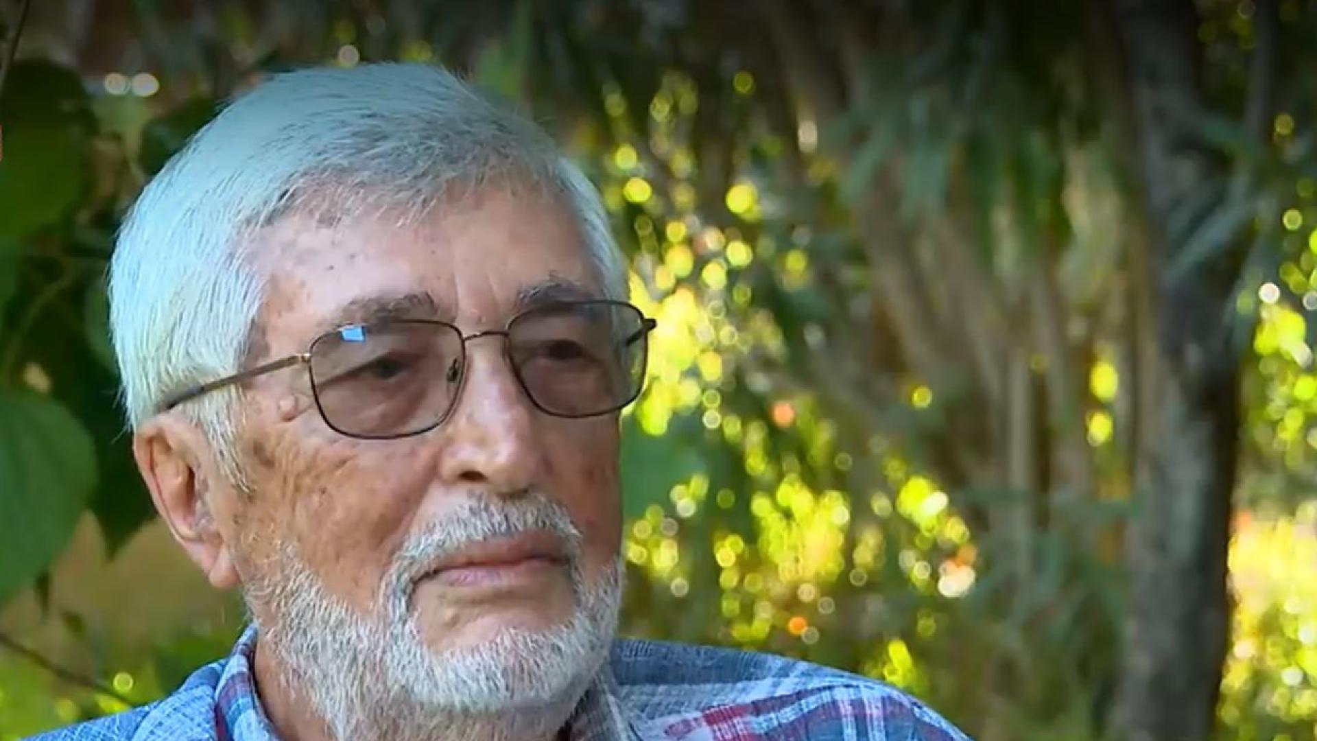 Вече три седмици няма и следа от трима от осъдените