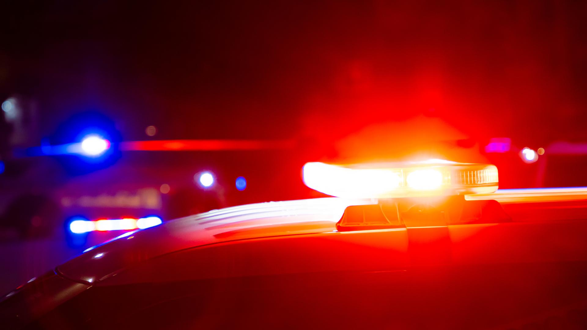 Двама полицаи са убити а други двама са ранени при