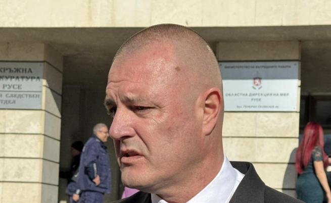 Съпругата на Кожухаров: Помислих си, че някой го е наръгал с нож