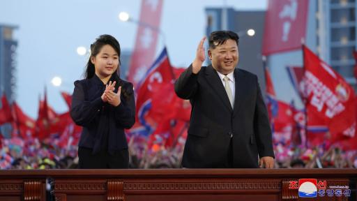 Ким Чен Ун подготвя 13-годишната си дъщеря за наследник на властта