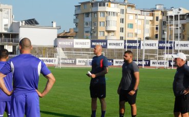 Иван Иванов: Можем да върнем феновете с офанзивна игра и себераздаване