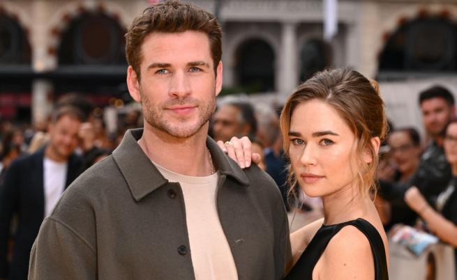 Бившият мъж на Майли Сайръс Лиъм Хемсуърт се е сгодил за модела Габриела Брукс