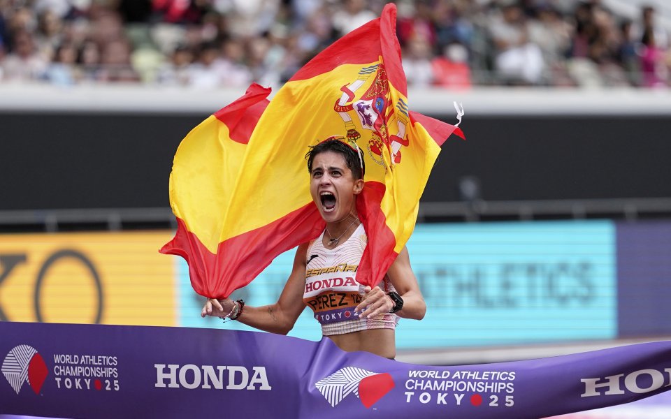 Ивън Дънфи и Мария Перес са първите шампиони на Световното по лека атлетика