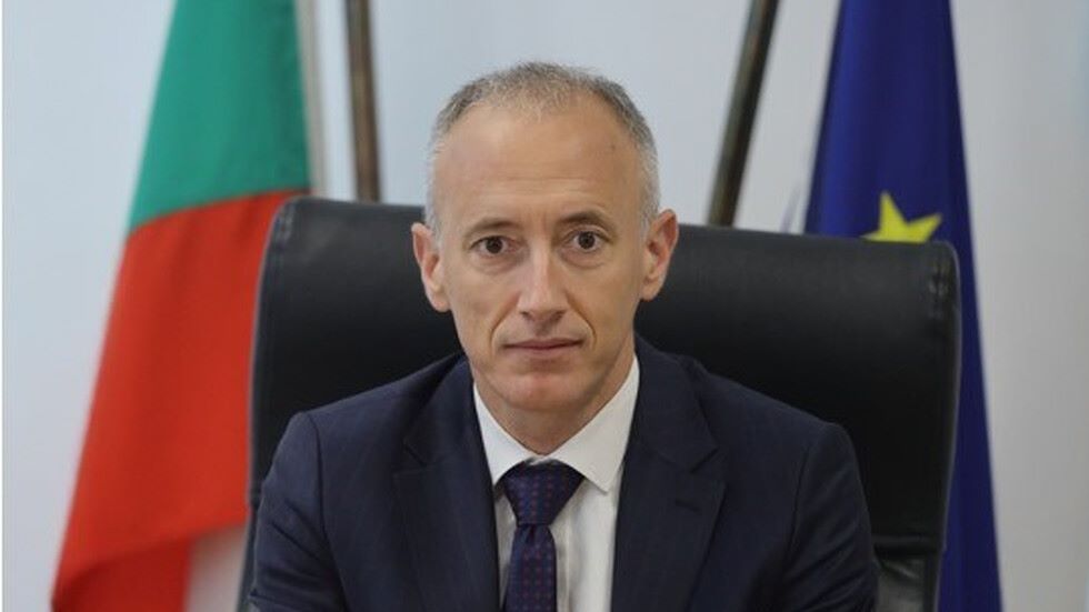 Вълчев: Първият учебен ден е един от най-светлите ни празници