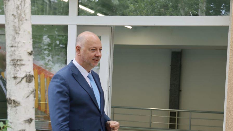 Желязков: В последните 10 години се направи много за учителите