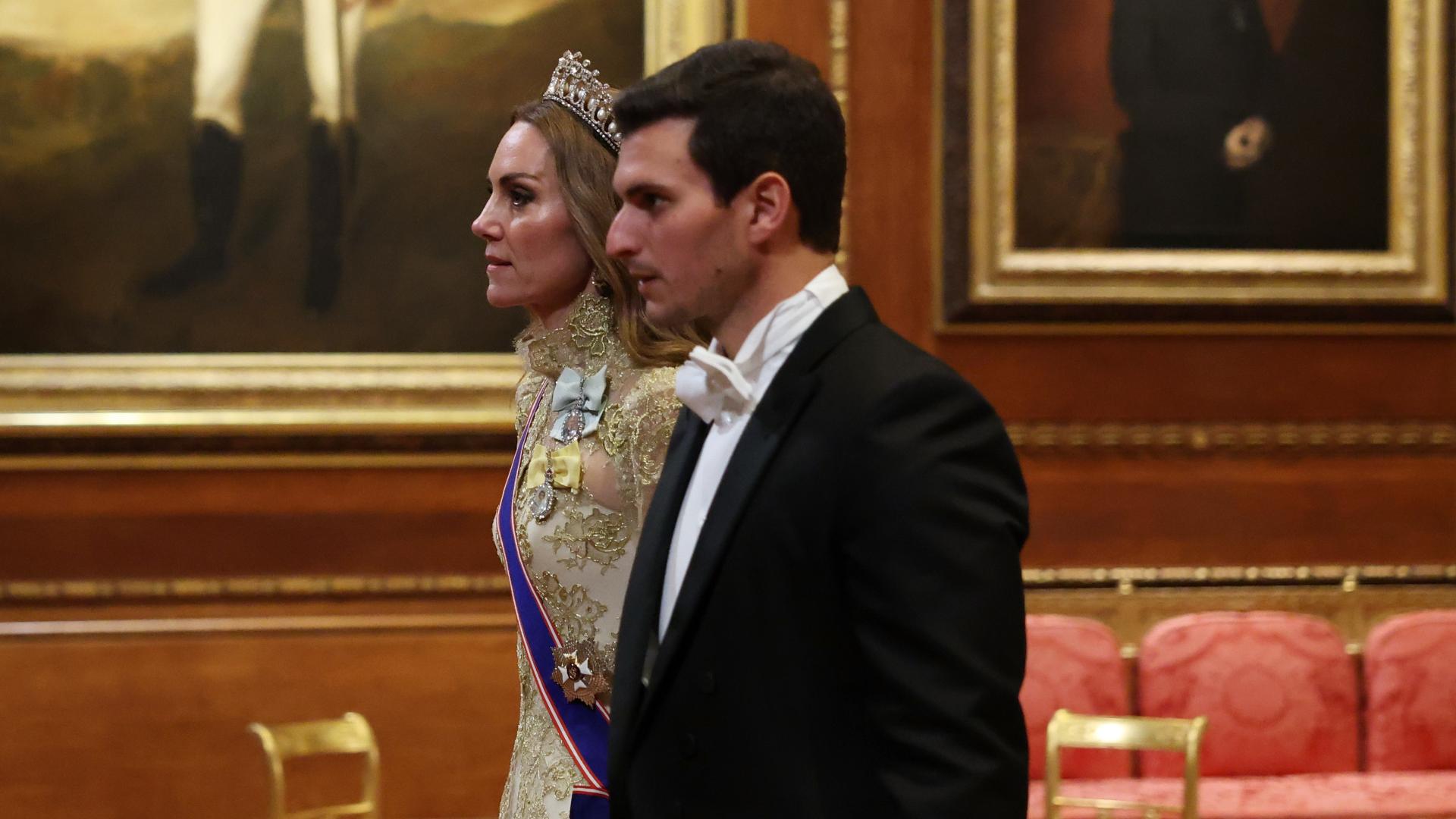 Крал Чарлз приветства президента Доналд Тръмп първата дама Мелания Тръмп