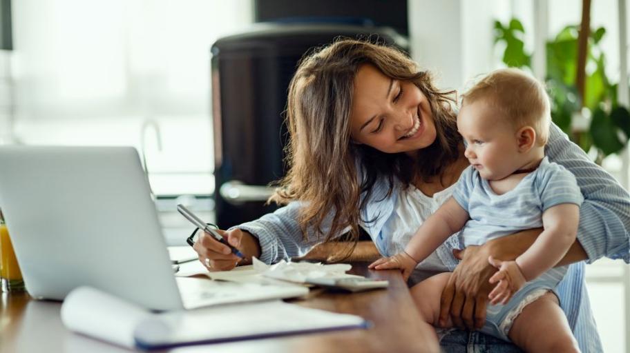 майчинство и работа