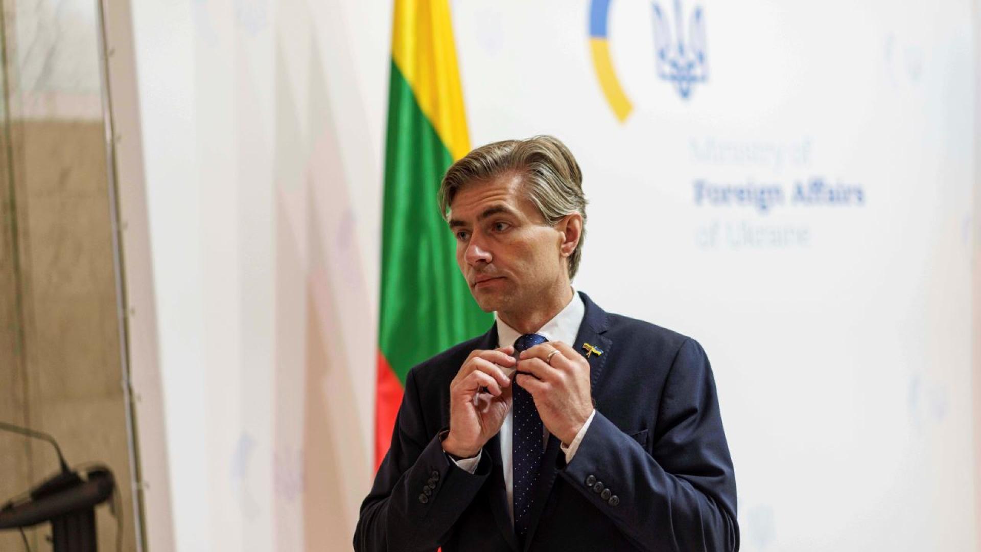 Литовският външен министър Кестутис Будрис изрази съболезнования за жертвите на