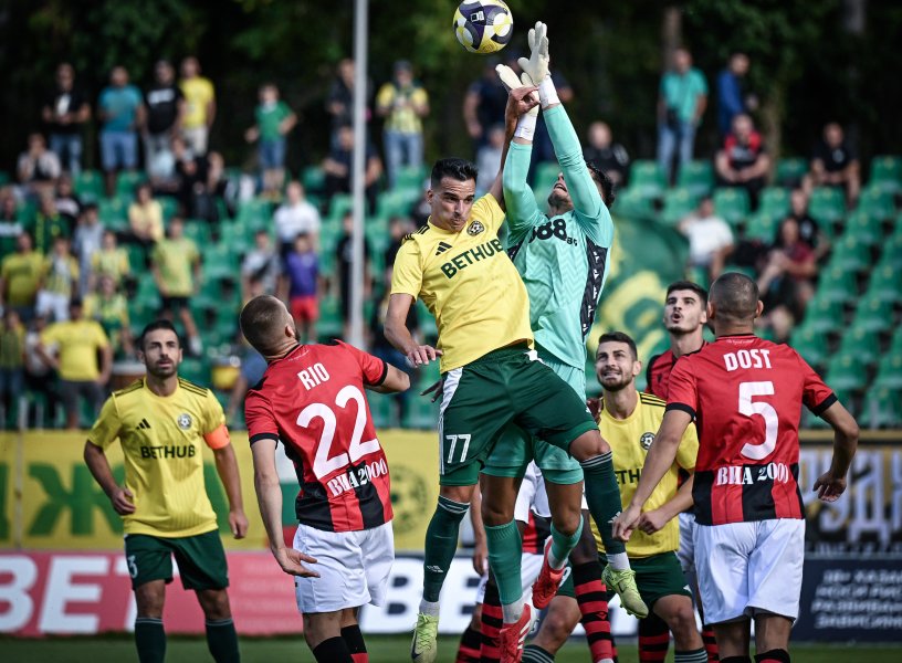 Добруджа Локомотив София1