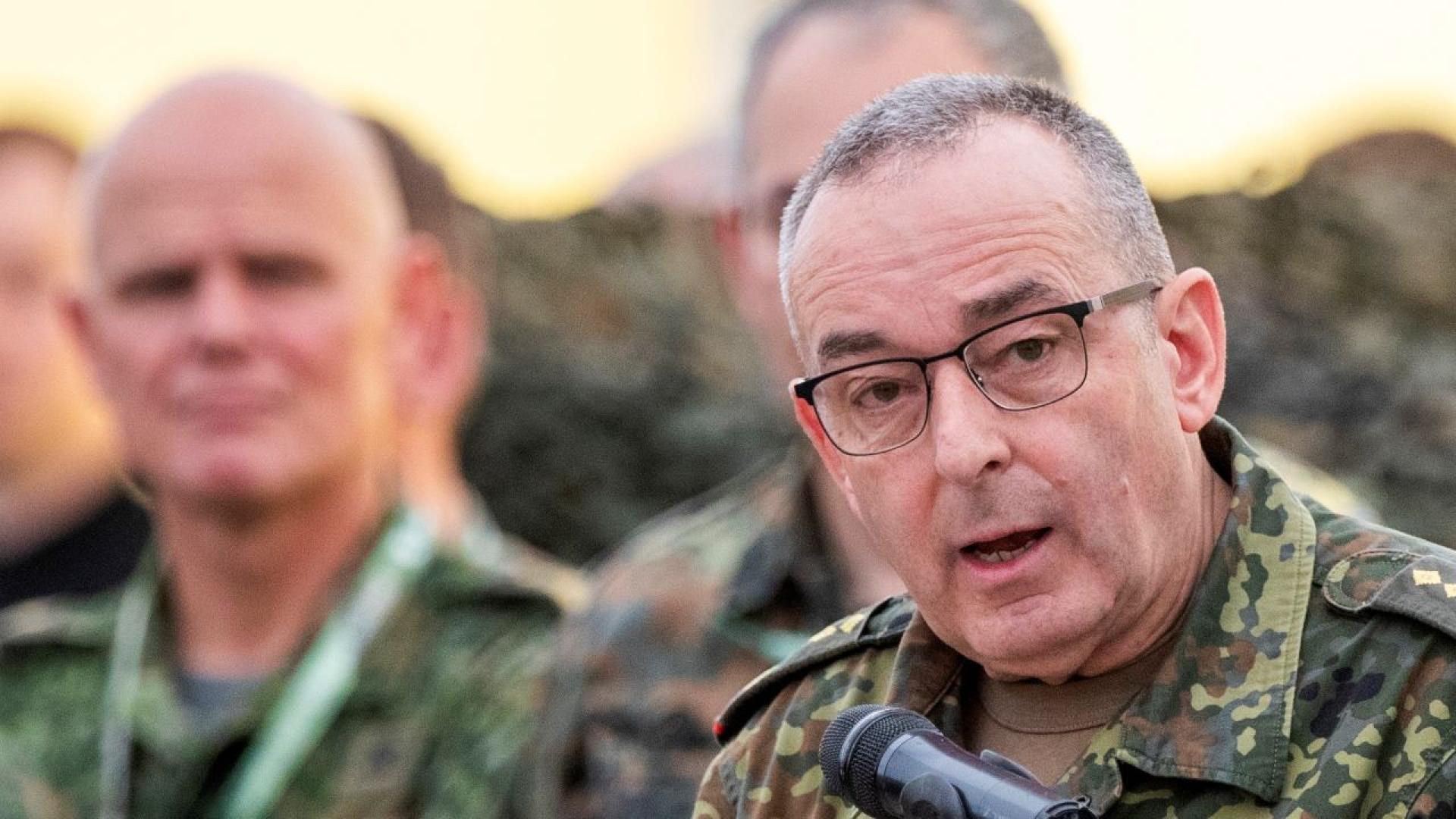 Генералният инспектор на германските въоръжени сили ген Карстен Бройер призова