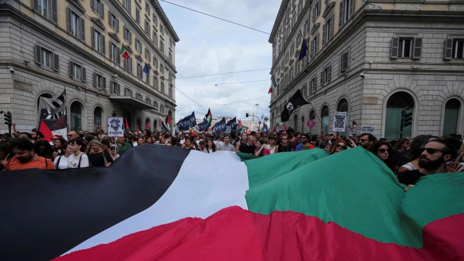 Палестинското ръководство в изгнание обяви съществуването на Държавата Палестина през