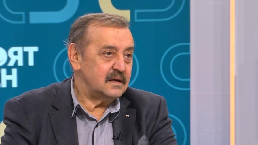 <p>Кога да очакваме пика на грипа: Проф. Кантарджиев с прогноза</p>