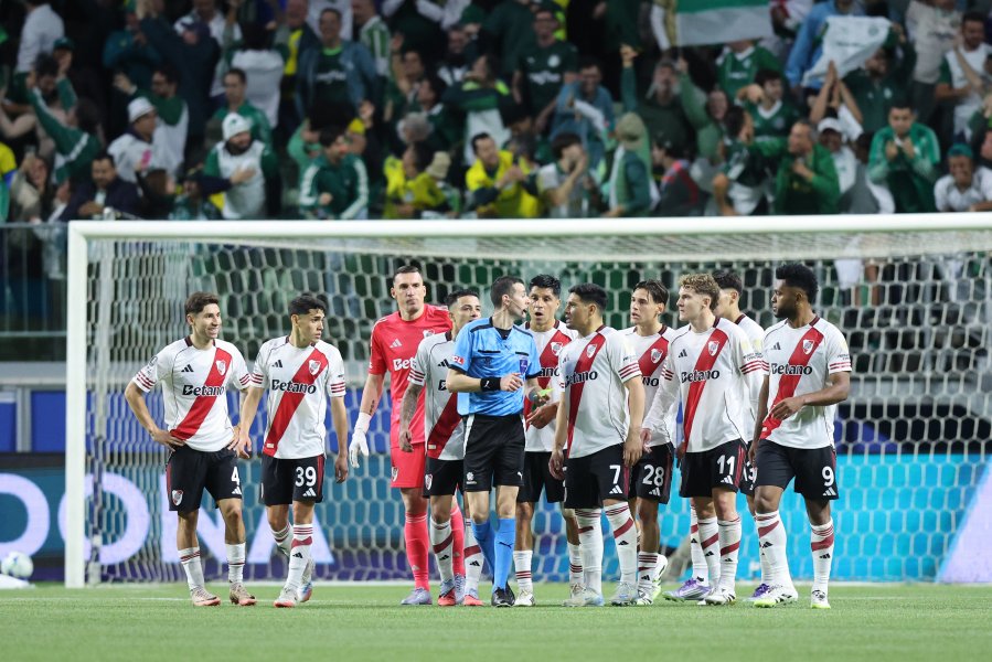 Палмейрас Ривър Плейт1