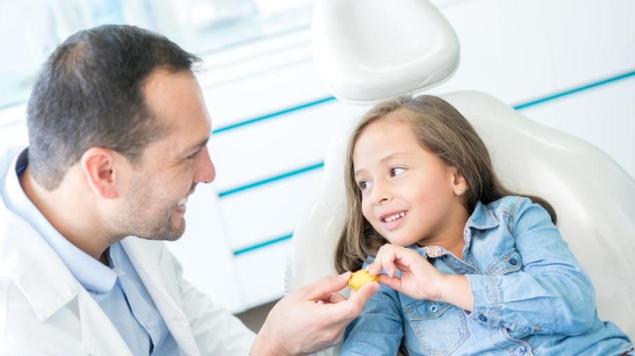 детски преглед при зъболекар