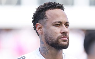 Неймар сложи ръка върху марката Пеле