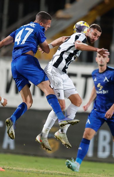 Локомотив Пловдив Левски1