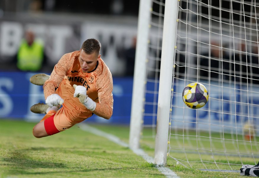 Локомотив Пловдив Левски1