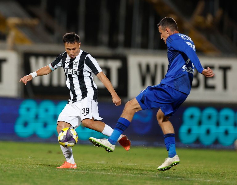 Локомотив Пловдив Левски1