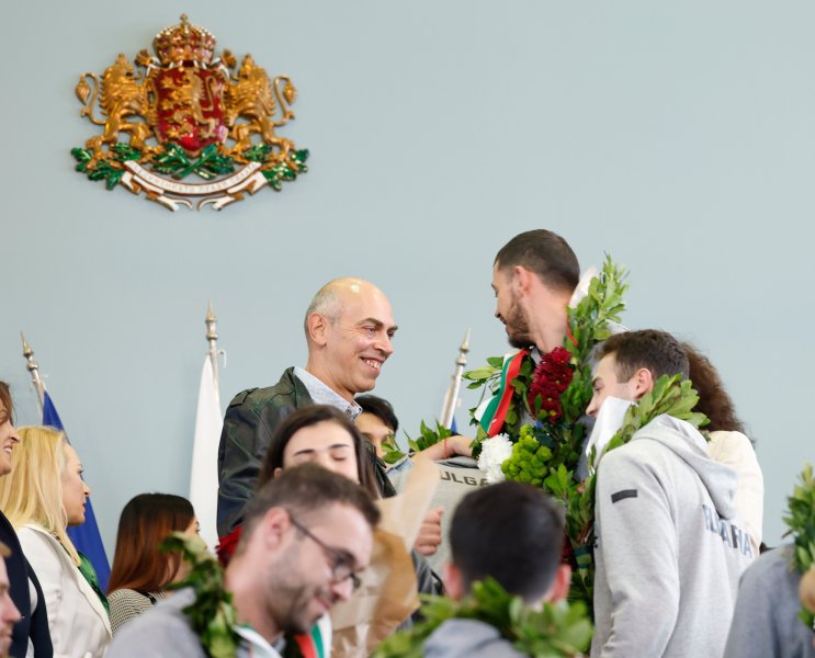 Посрещане на световните вицешампиони на аерогара София1