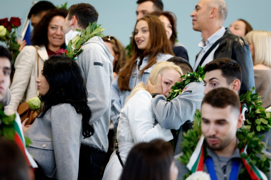 Посрещане на световните вицешампиони на аерогара София1