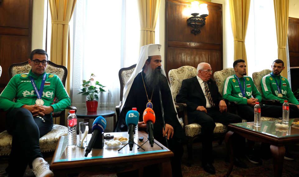 Световните вицешампиони на посещение при Патриарха1