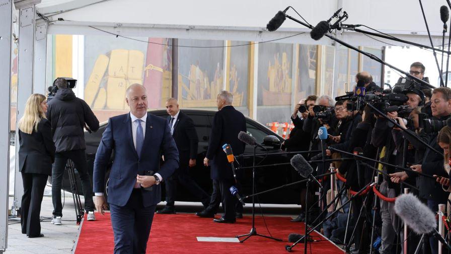 <p>Премиерът на Дания лично посрещна Росен Желязков в Копенхаген</p>