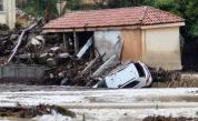 Мъж е загинал при потопа в „Елените“: Хората се евакуират