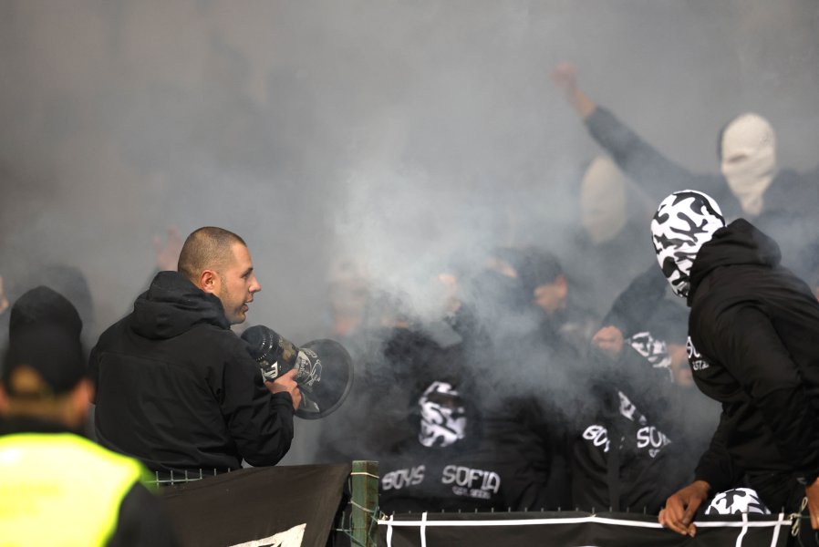 Славия Локомотив София1