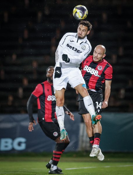 Славия Локомотив София1