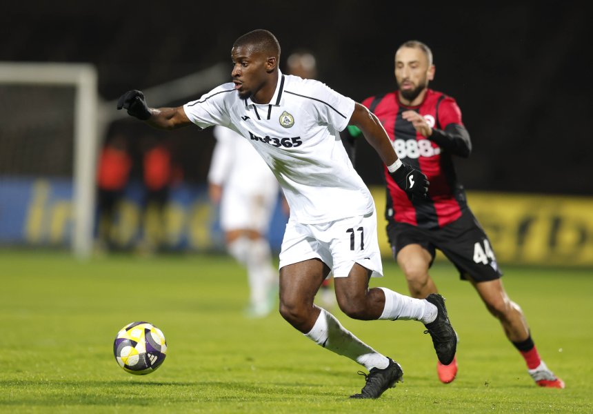 Славия Локомотив София1