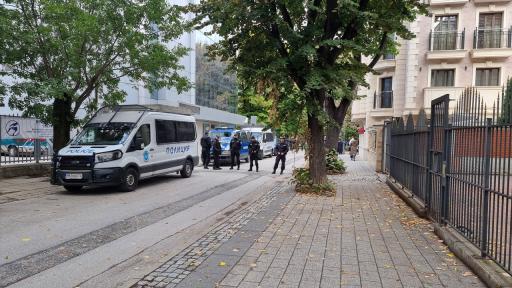 https://m3.netinfo.bg/media/images/51191/51191568/512-288-protest-na-blizkite-na-6godishnoto-dete-izdyhnalo-na-zybolekarski-stol.jpg