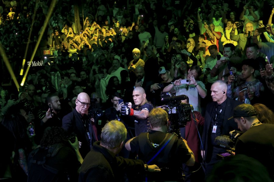 Алекс Перейра1