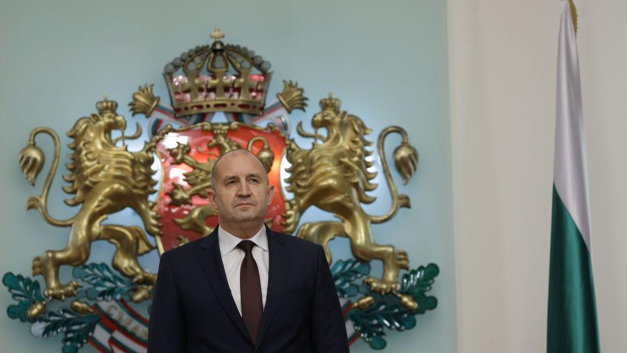 <p>Президентът&nbsp;Радев връчи наградите &quot;Джон Атанасов&quot; за 2025 година</p>