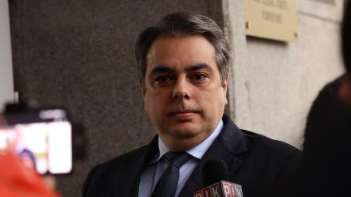 Асен Василев: Силно се надяваме партиите в управлението да чуят хората