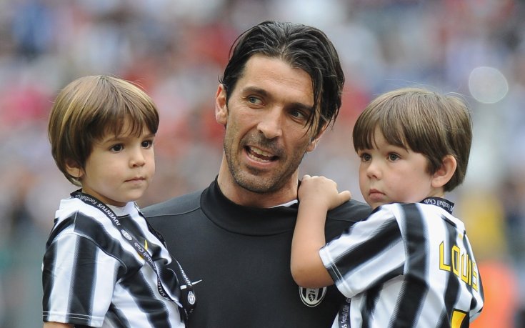 Наследникът на Буфон дебютира в Серия А, 30 години след баща си