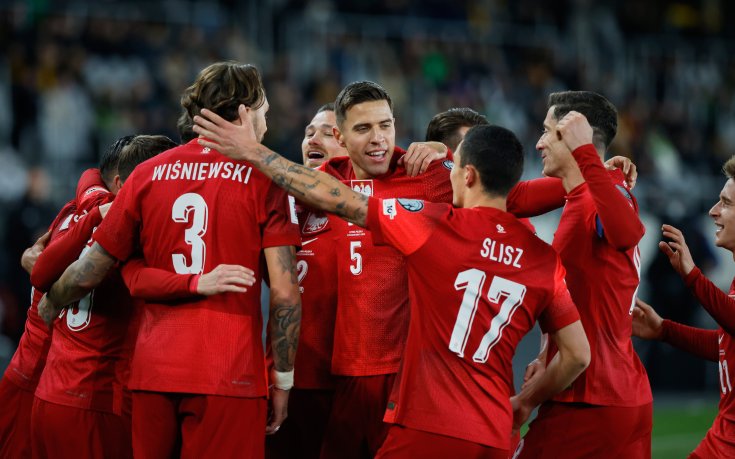 Полша и Левандовски не се затрудниха в Литва, гол от корнер беляза мача