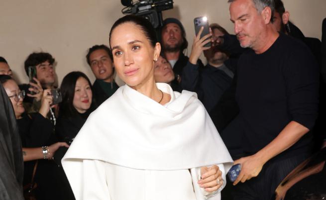 Меган Маркъл се самопокани на ревюто на Balenciaga в Париж, разкри дизайнерът
