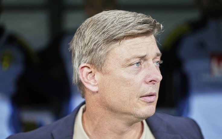 Йон Дал Томасон вече не е селекционер на Швеция