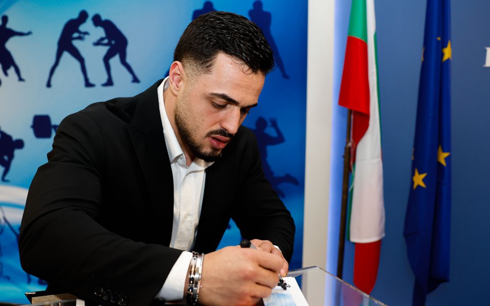 Сагата около Карлос Насар продължава - ето какво му предлагат, за да го измъкнат от България