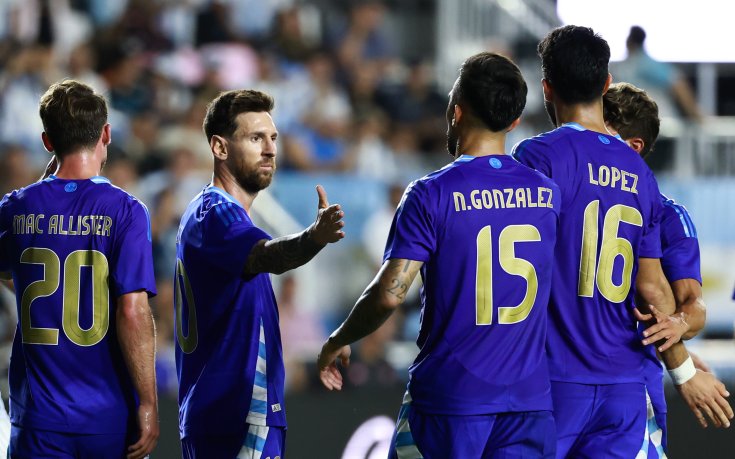 Аржентина се развилня срещу Пуерто Рико