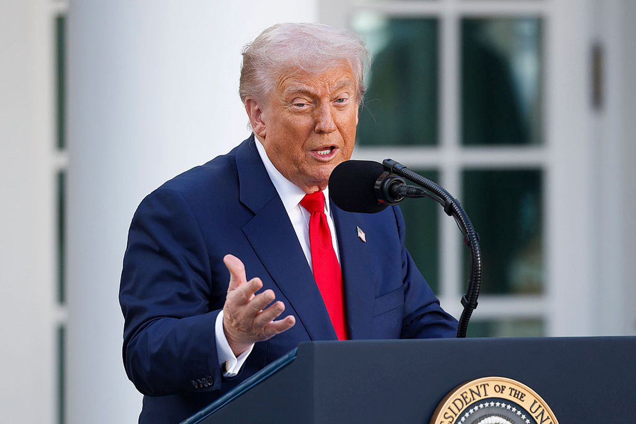 Доналд Велики? Президентът на САЩ разширява границите на властта