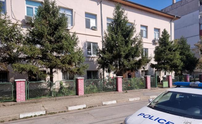 Кола прегази и уби жена на тротоар в Лом Кола прегази и уби жена на тротоар в Лом