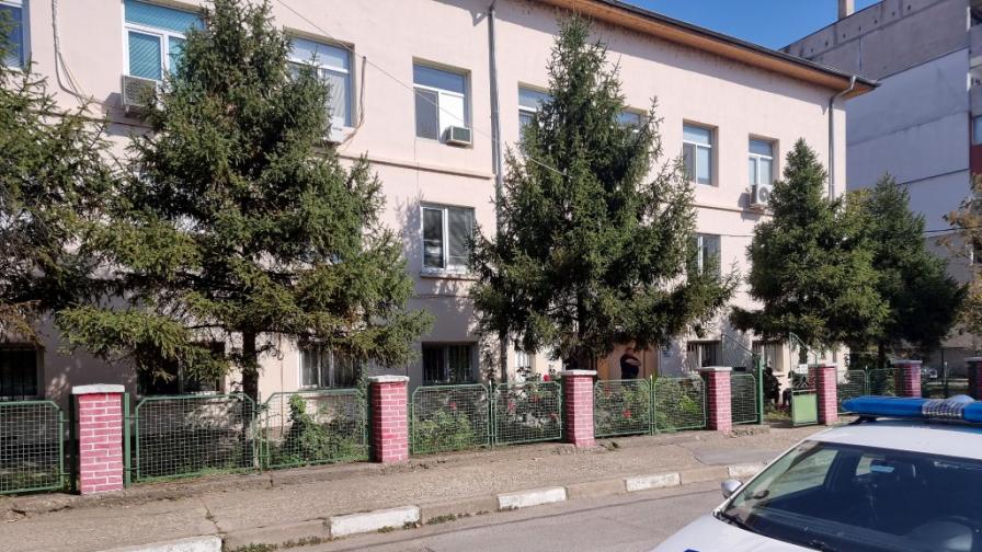 Кола прегази и уби жена на тротоар в Лом