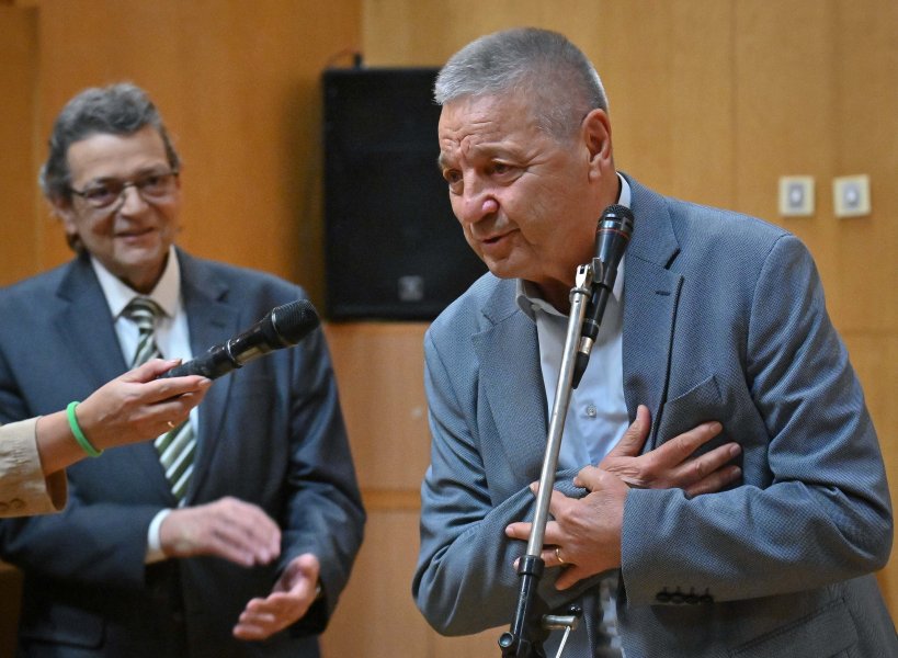 Представяне на автобиографията на Петър Зехтински1